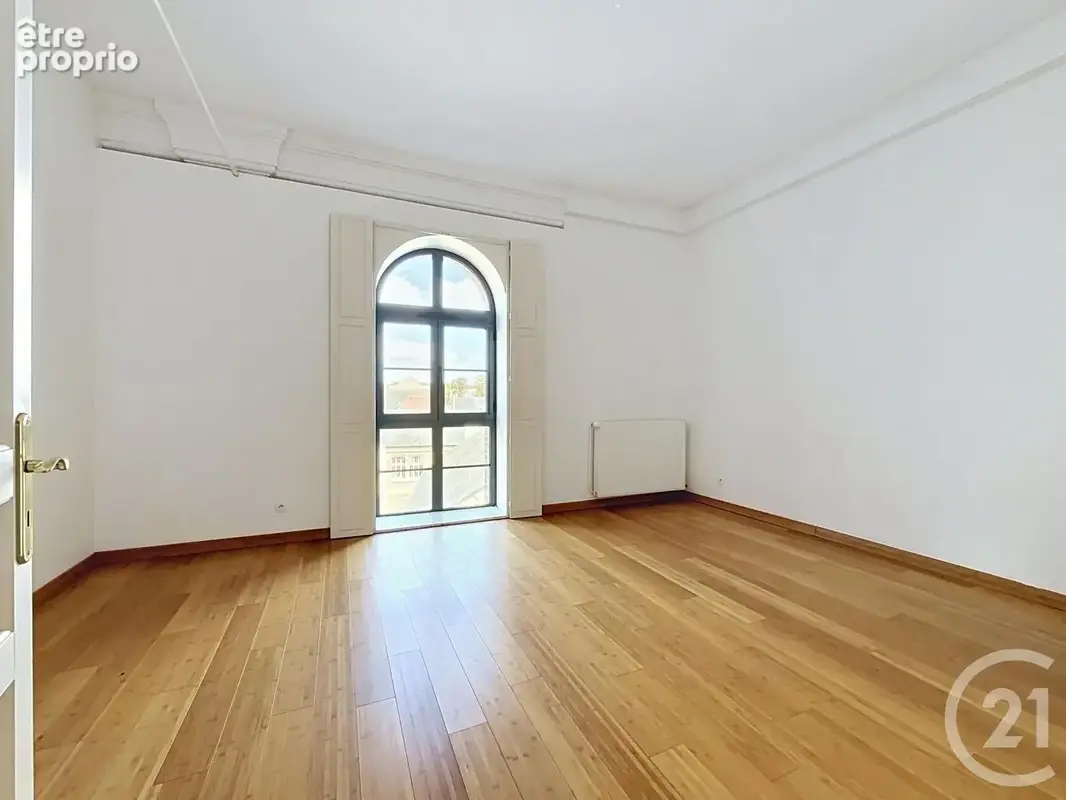 Appartement 4 pièces 93 m² à vendre à Chartres (28000) - photo 11