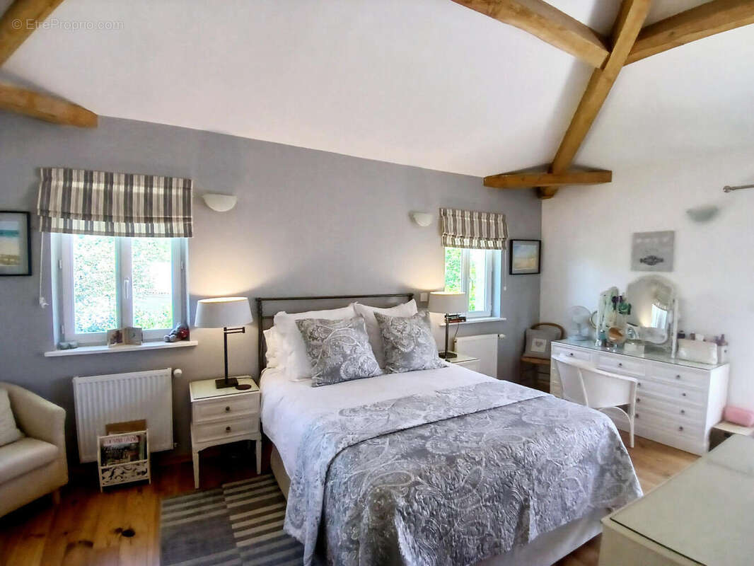 master room - Maison à BUSSIERE-BADIL