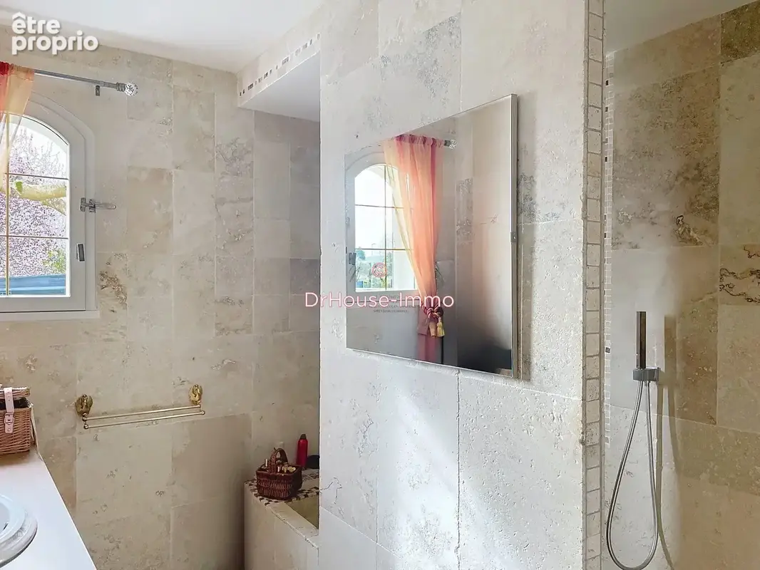 Maison 8 pièces 148 m² à vendre à Ormes (45140) - photo 24
