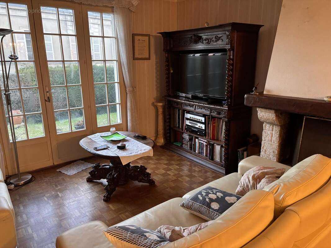 Maison à SILLE-LE-GUILLAUME