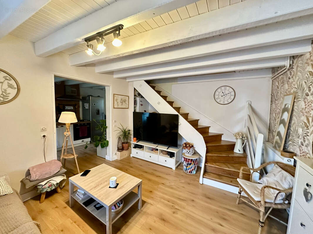 Maison à VILLERSEXEL