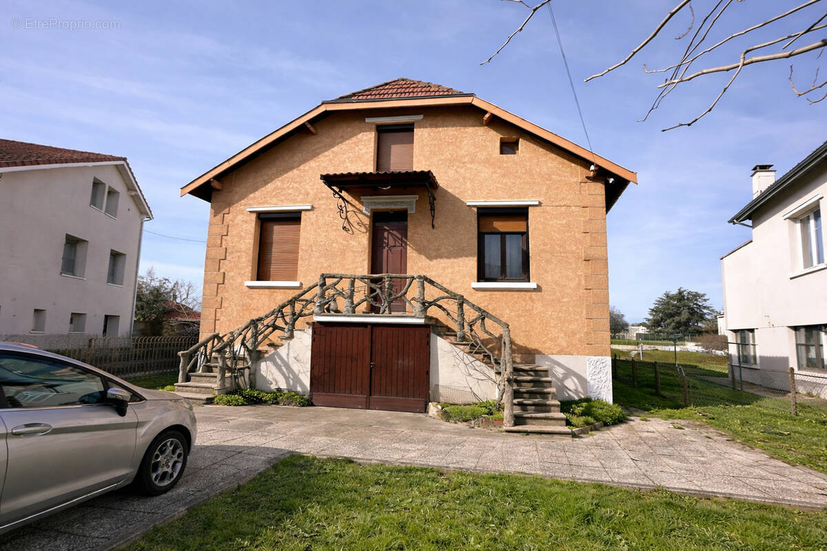 Maison à SAINT-ETIENNE