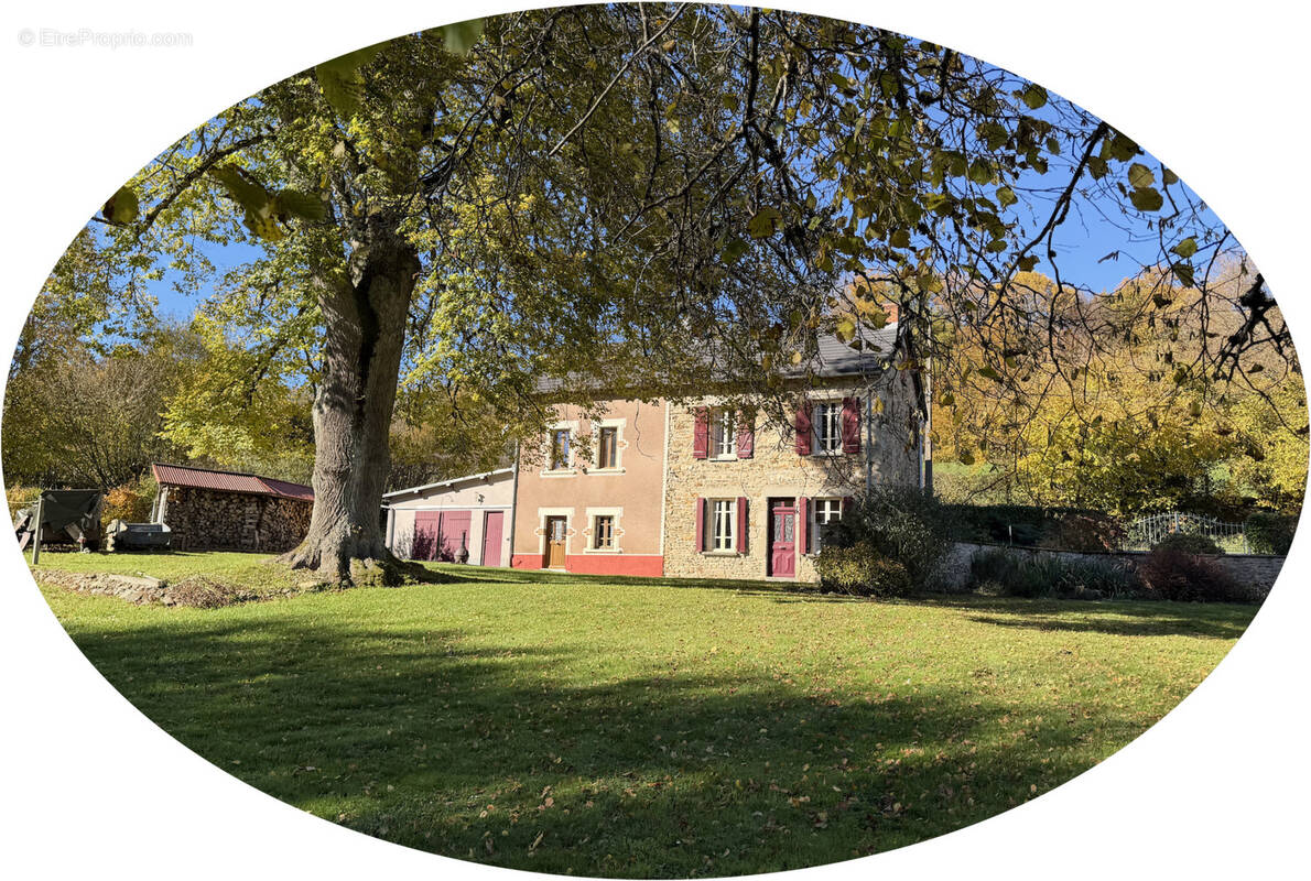 Maison à GOUTTIERES