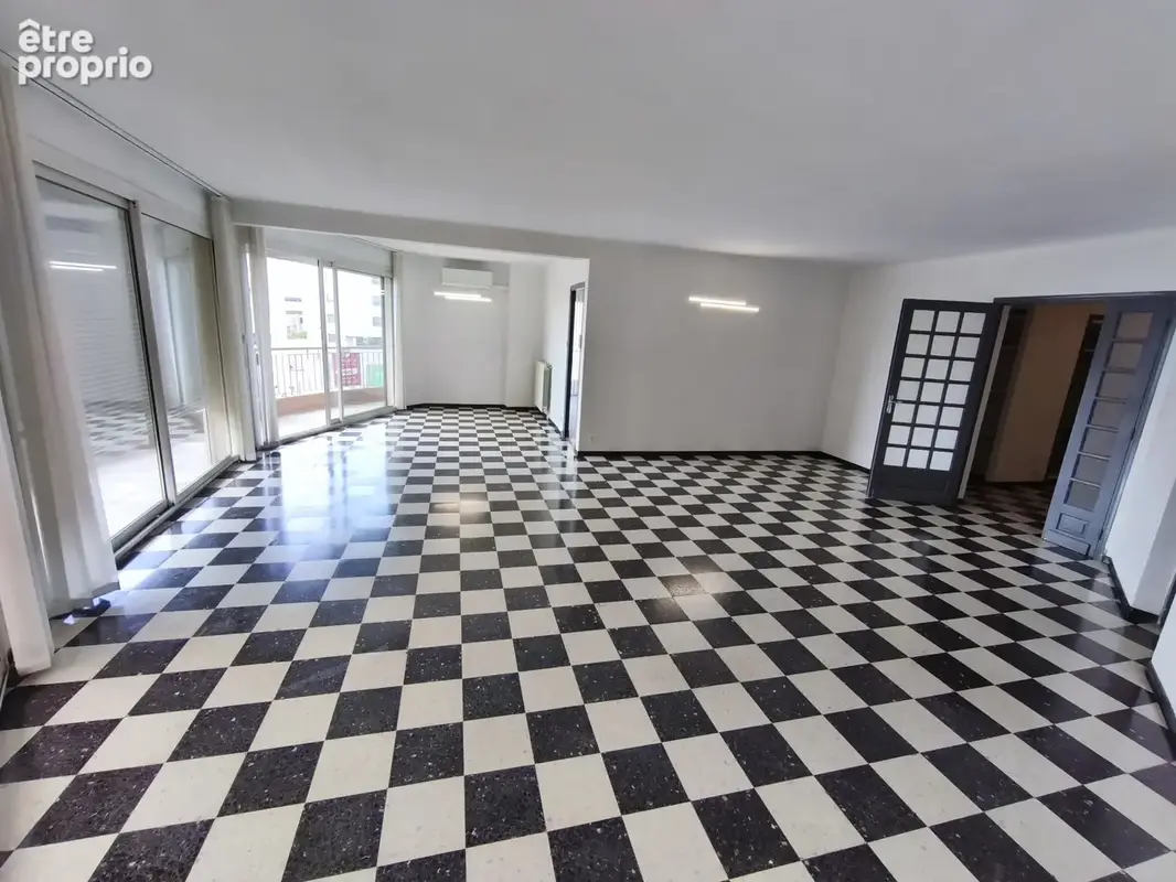 Vend appartement T5 de 144m2 à Béziers avec vu dégagée - photo 2