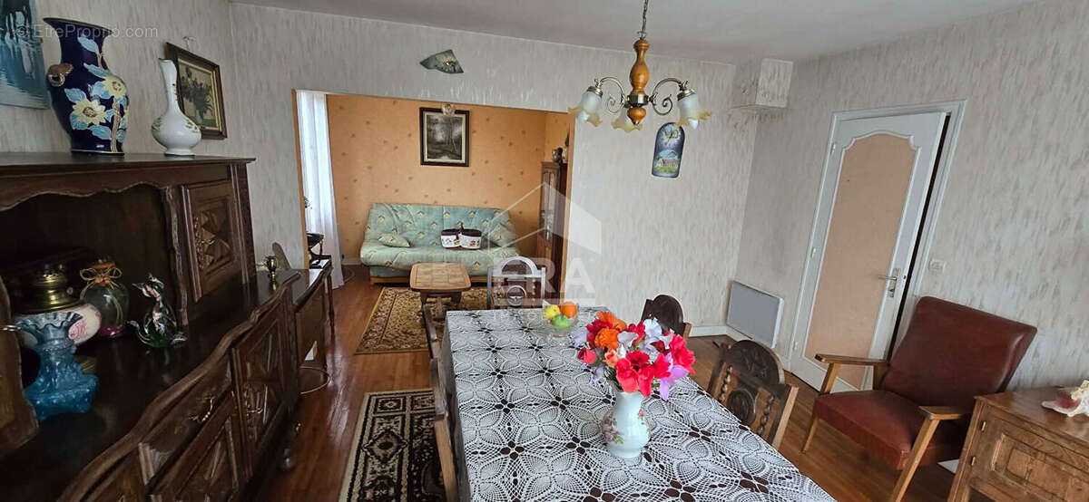 Maison à MONTPON-MENESTEROL