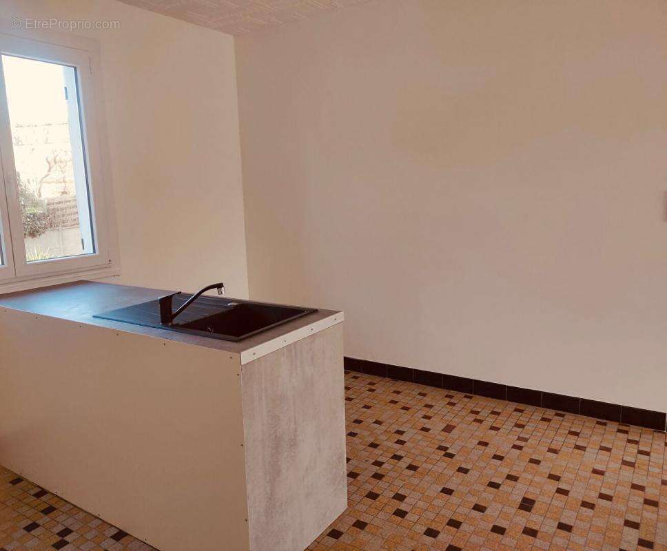 Maison à SAINT-LUBIN-DES-JONCHERETS