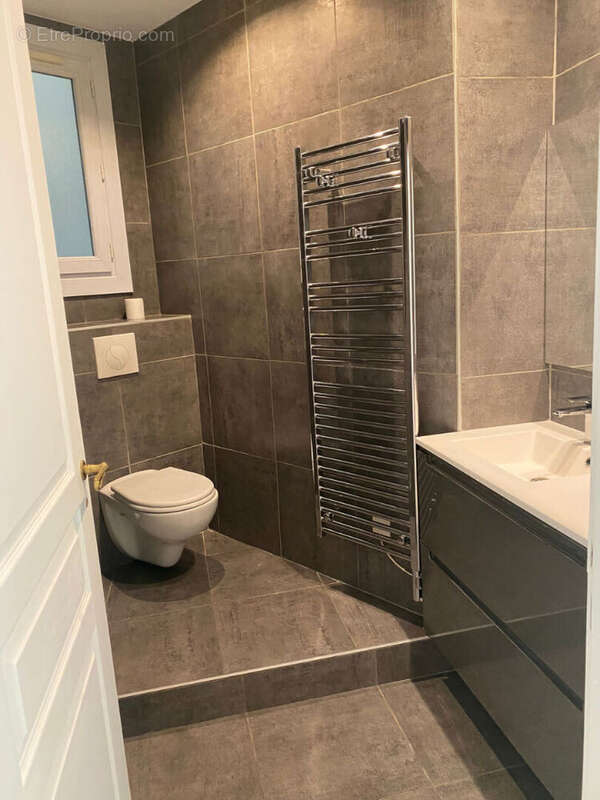 Appartement Paris Trocadéro 4 pièce(s) 82.07 m2 HSP 2.78M - photo 17