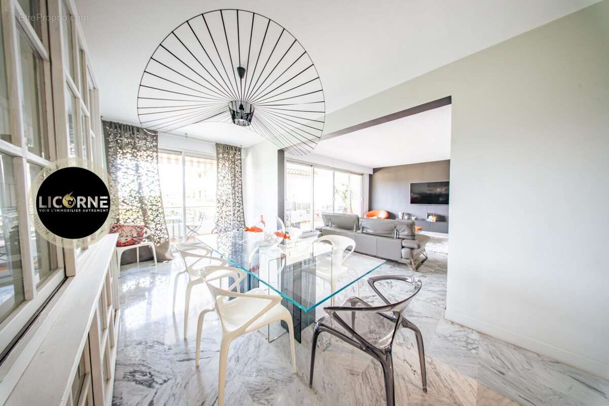 Appartement à MARSEILLE-8E