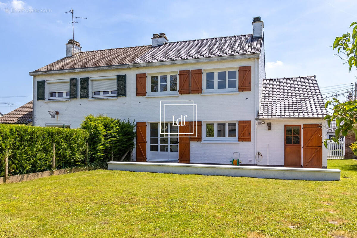 Maison à FACHES-THUMESNIL