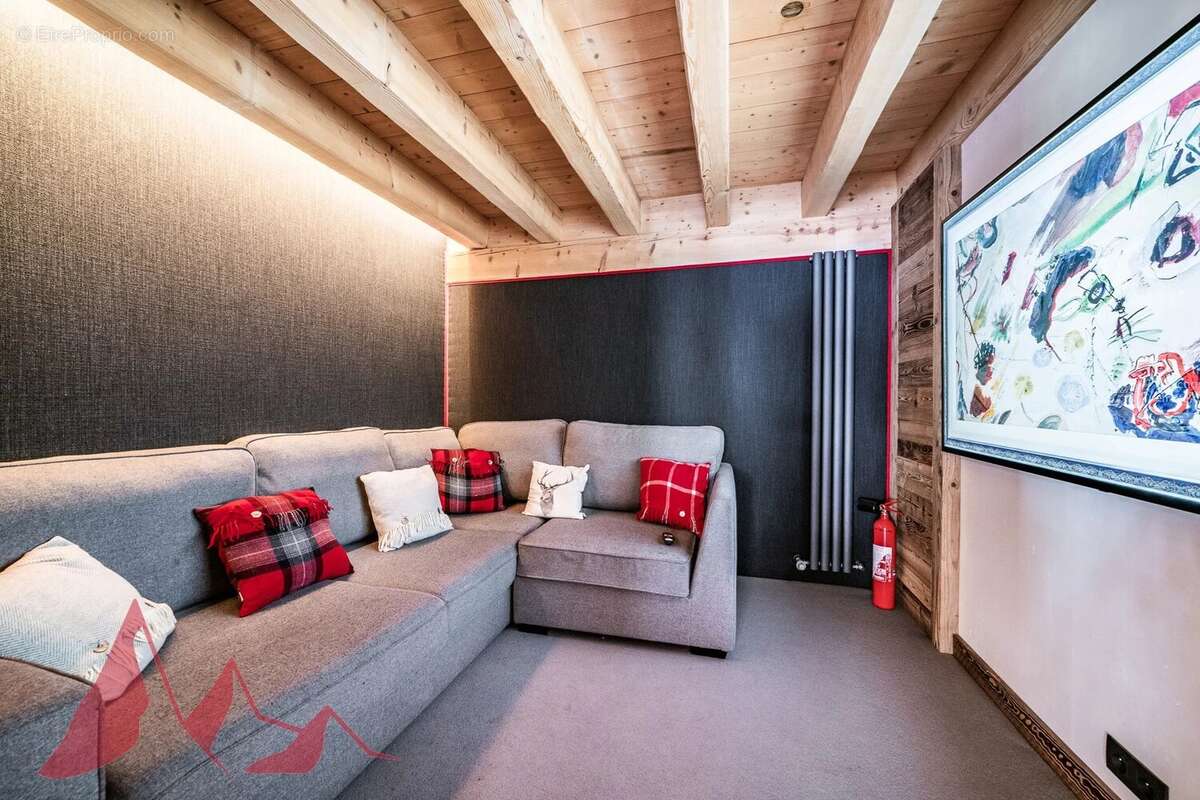 Magnifique ferme rénovée de sept chambres au cœur de Morzine - photo 11