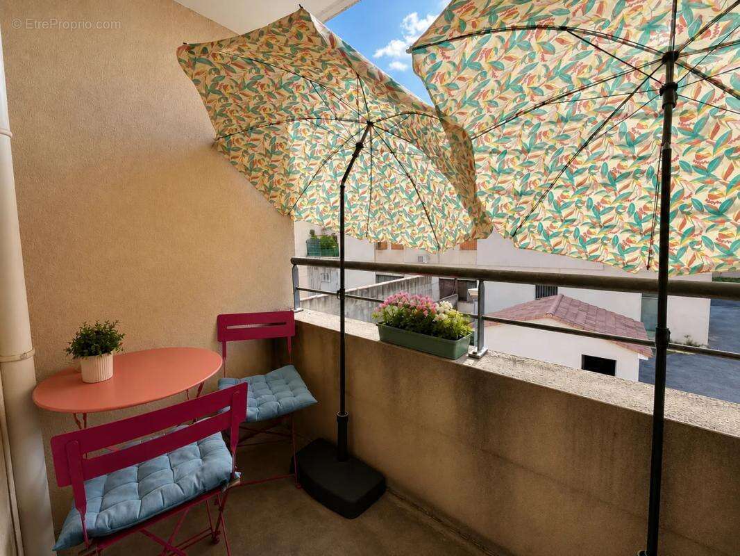 Appartement T3 dans résidence récente et sécurisée - photo 3