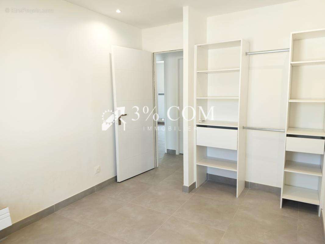 Maison à GRANGES-LES-BEAUMONT