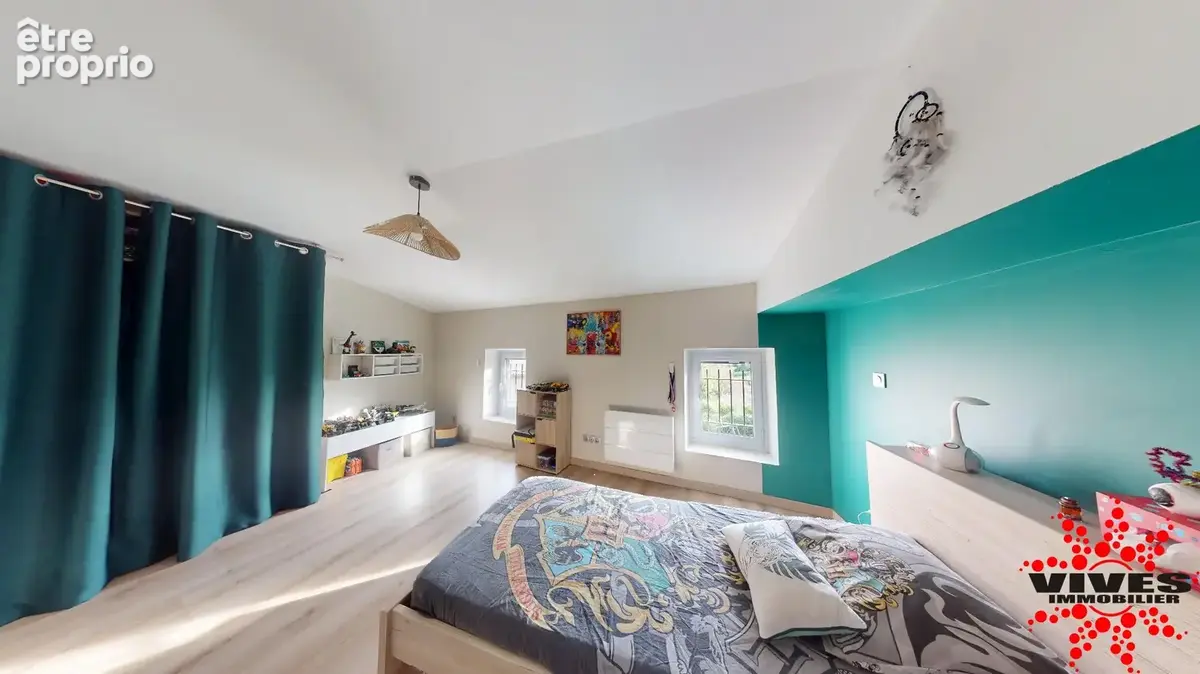 Belle maison de 165m2, 4 chambres avec  jardin, piscine et garage - photo 15