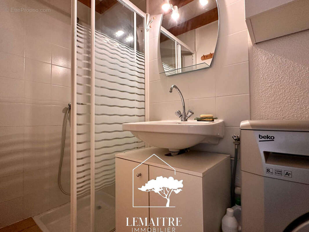 Maison à LES MATHES