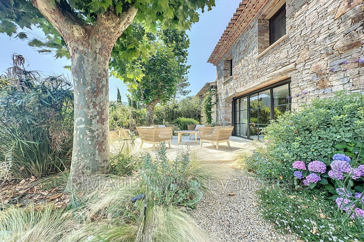 Maison à LA MOLE