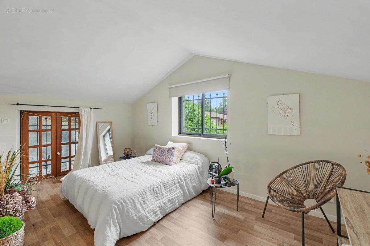 Maison 88 m² à Vaissac  - photo 7