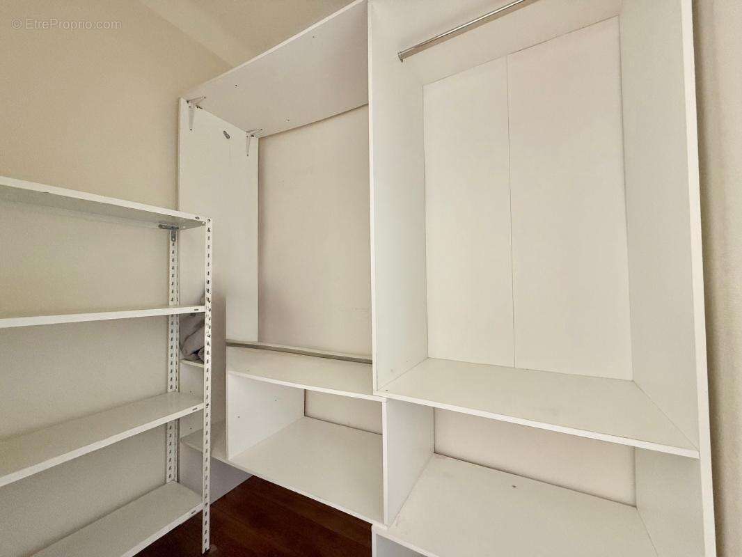 Appartement T3 avec cave et grenier, propre, stationnement aisé - photo 13