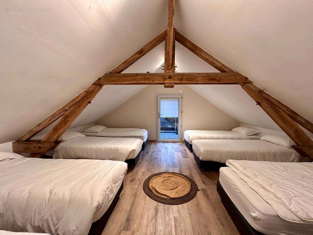 Maison à LES EYZIES-DE-TAYAC-SIREUIL