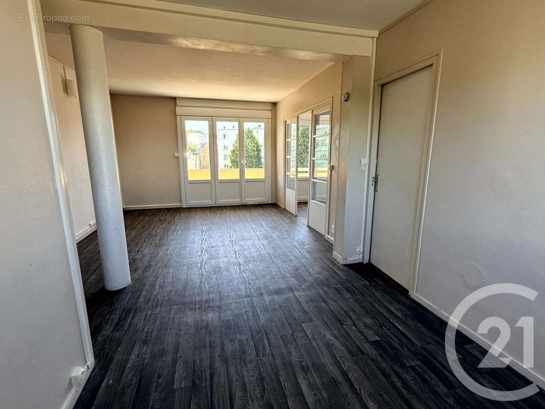 Appartement 55 m² à Saint-Quentin  - photo 3