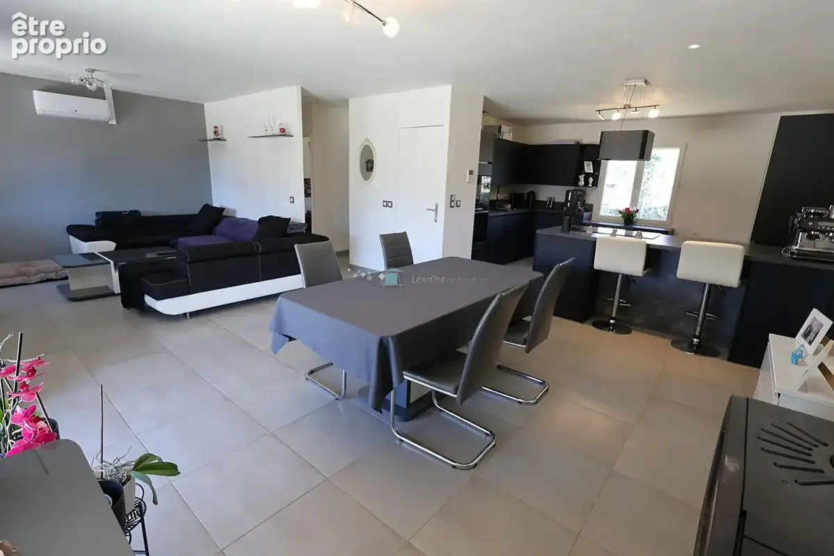 Maison Saint Cezaire Sur Siagne de 120 m² avec un terrain de 1606 m² avec piscine - photo 9