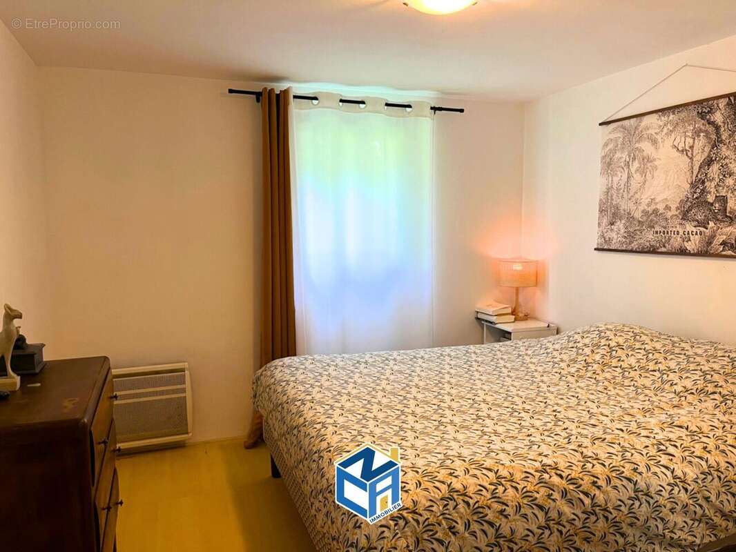 Maison à SAVIGNY-EN-VERON