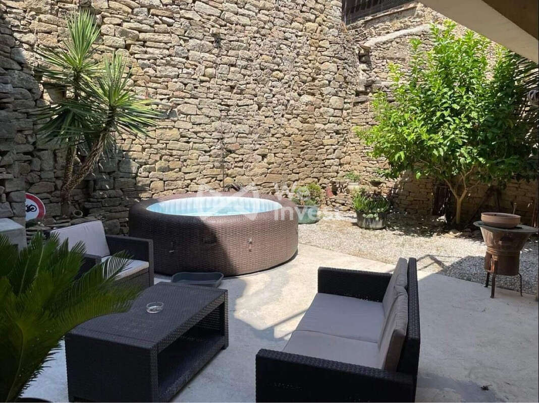 Maison 185 m² à Laure-Minervois  - photo 6