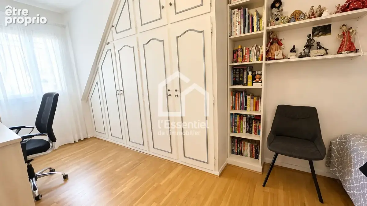 Maison traditionnelle Verneuil sur Seine 110m² carrez et 160m² utiles - photo 5