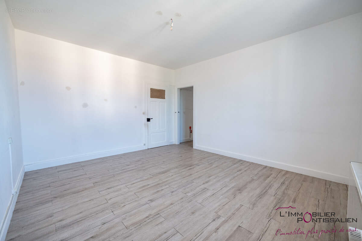 Appartement de 82 m2 au cœur de Malbuisson. - photo 8