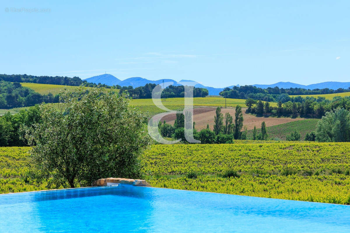 Maison à VAISON-LA-ROMAINE