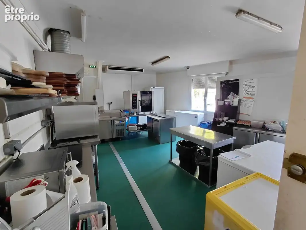 Fonds de commerce à vendre AIRE SUR L'ADOUR (40), BAR-BRASSERIE - photo 8