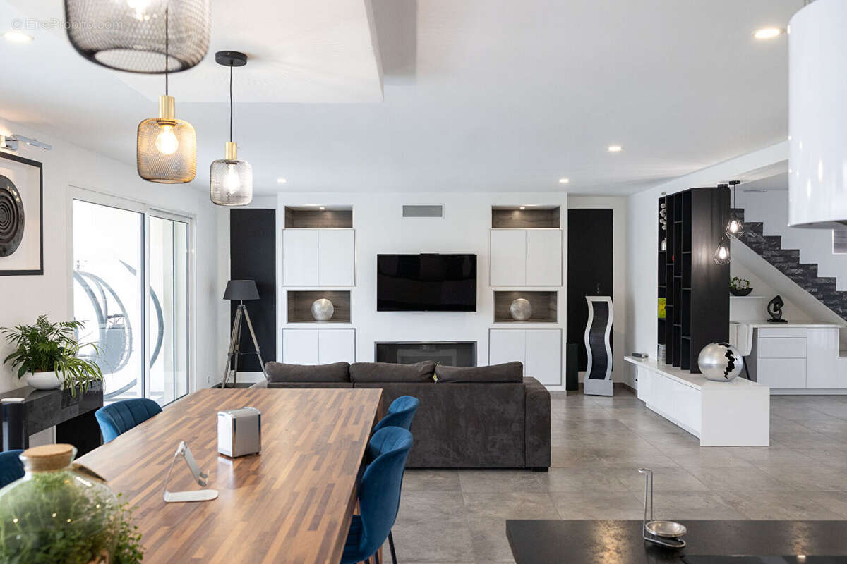 Maison à FRESNES-SUR-MARNE