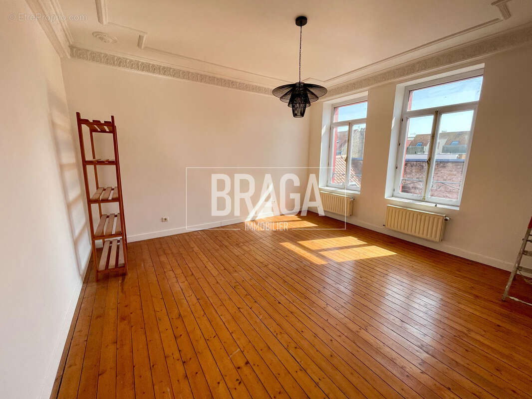 Maison de caractere de 220m2 hab a vendre a boulogne sur mer centre ville 4 chambres garage terrasse - photo 6