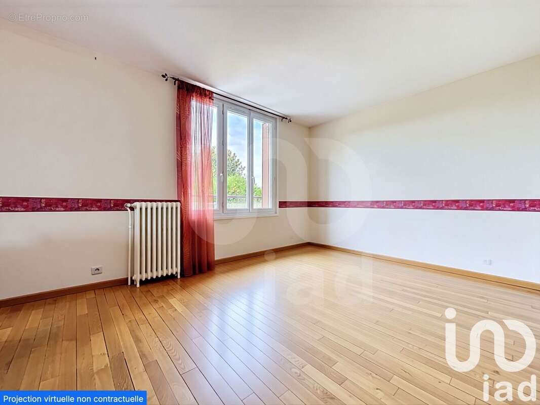 Photo 2 - Maison à PONTAULT-COMBAULT