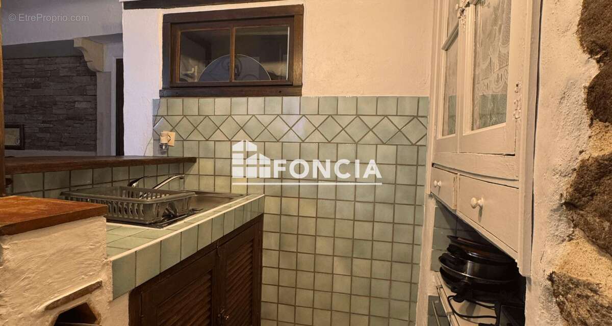 Appartement à ROQUEBRUNE-SUR-ARGENS
