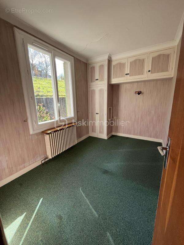 Maison, 5 chambres et beau jardin - photo 4