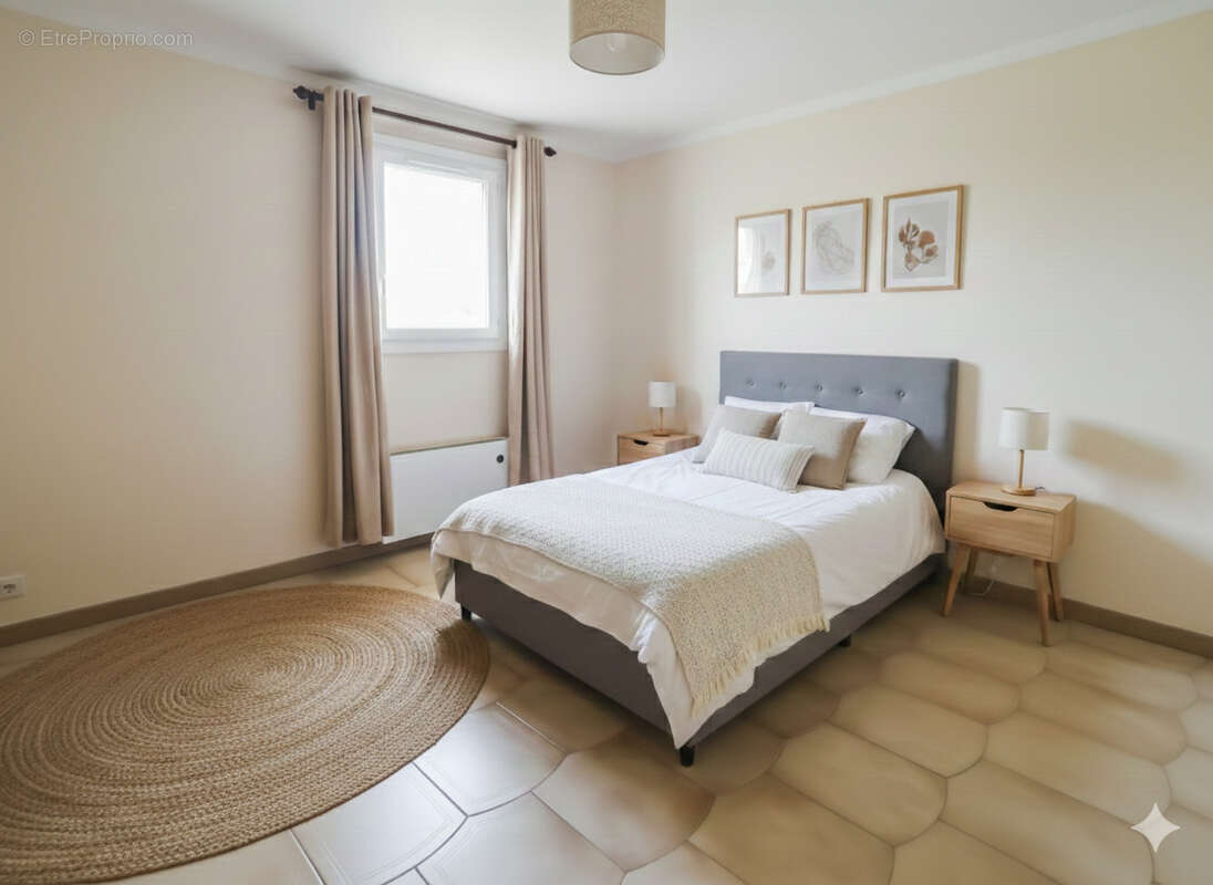 Maison à PONT-SAINT-ESPRIT