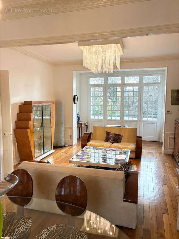 Maison à MONTMORENCY