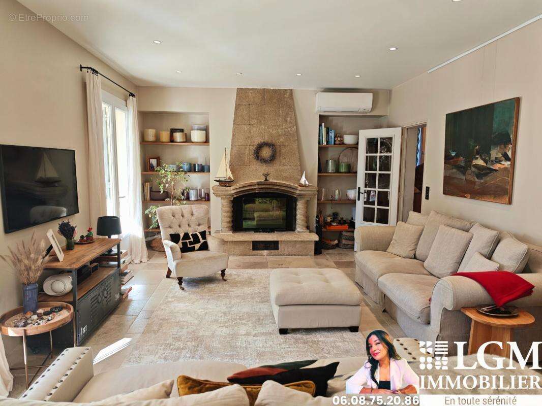 Aix-en-Provence Les Granettes - Bastide de charme 205 m² avec piscine sur 2 250 m² - photo 4