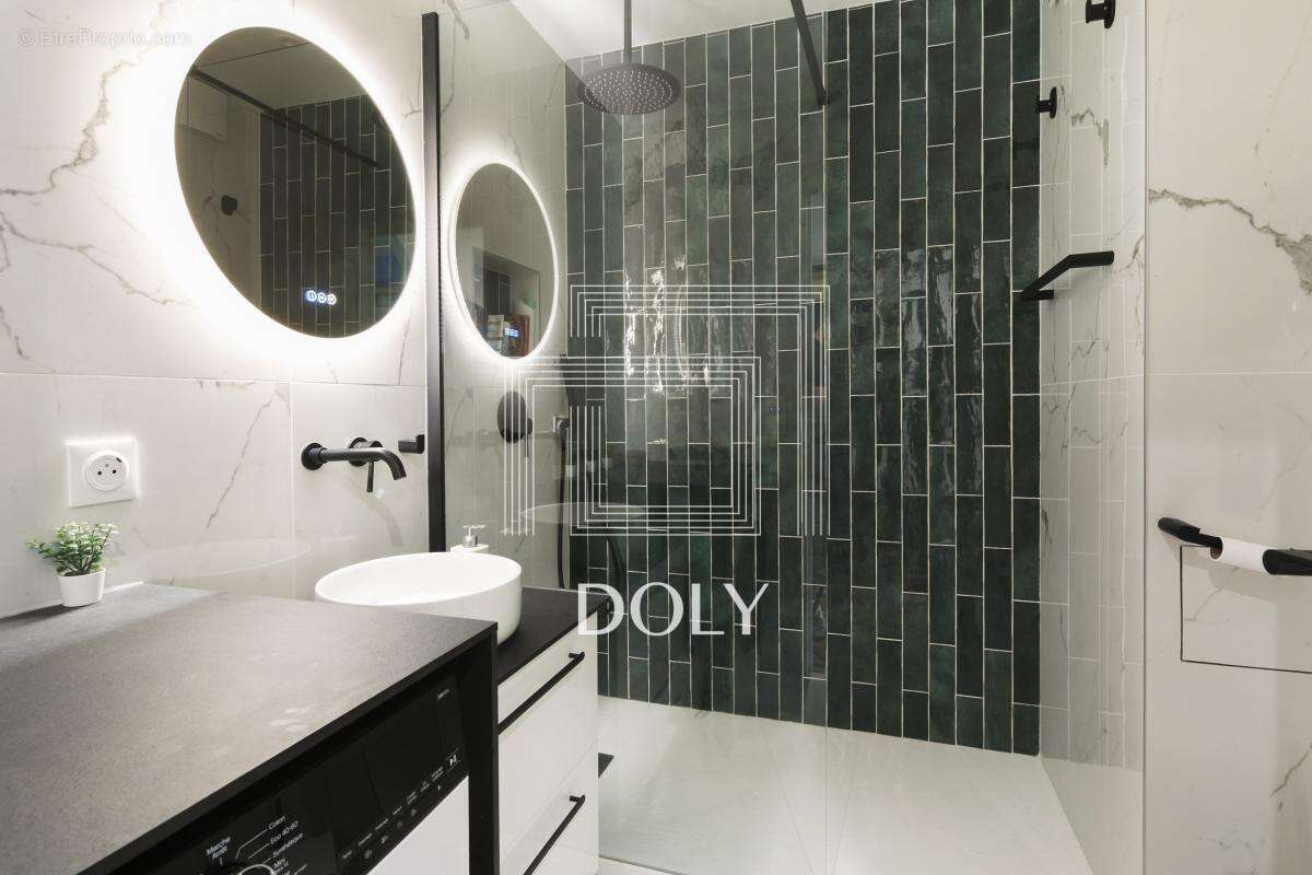 Appartement à PARIS-19E