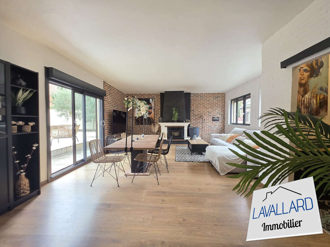 Maison à FRANVILLERS