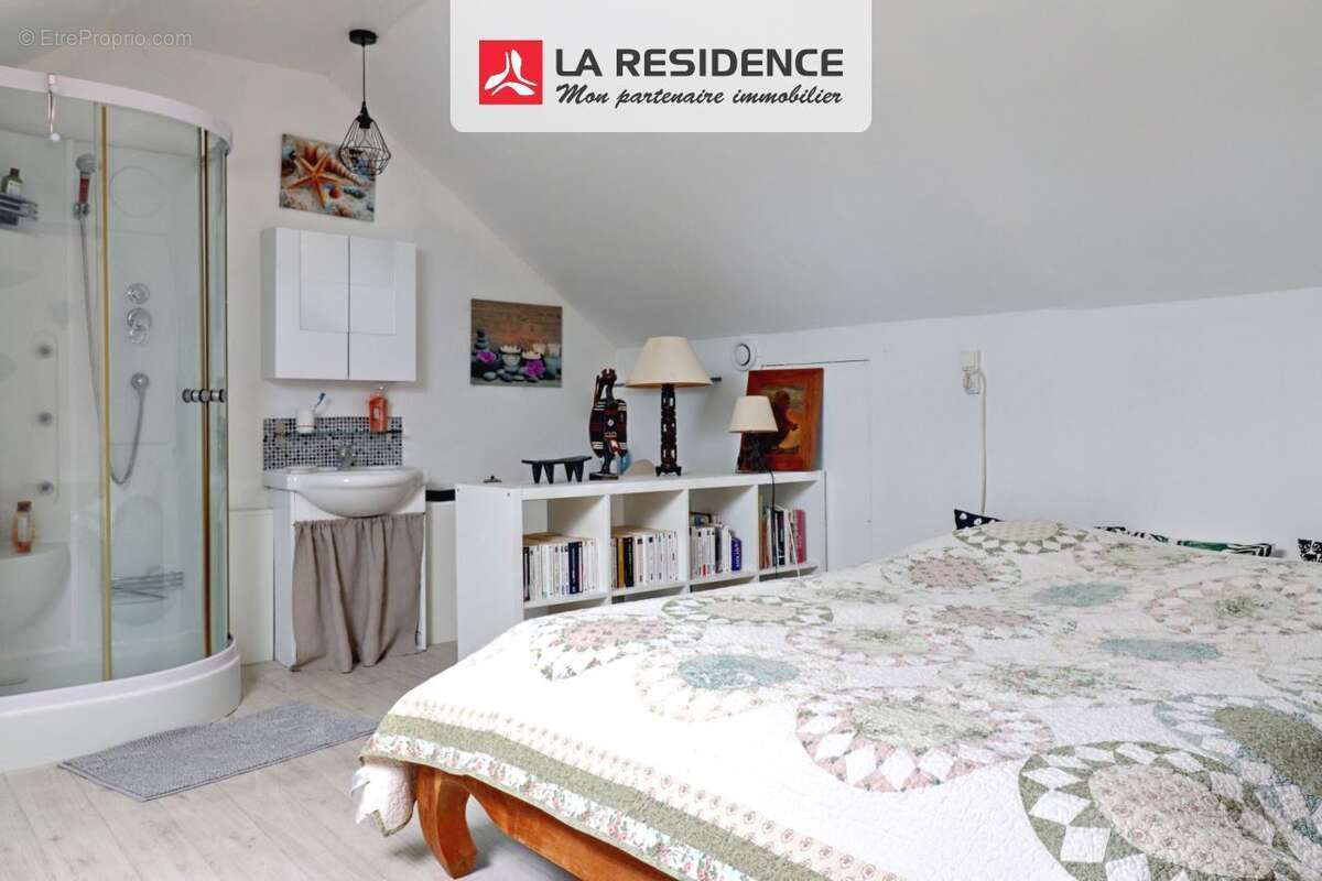 Maison à EZY-SUR-EURE