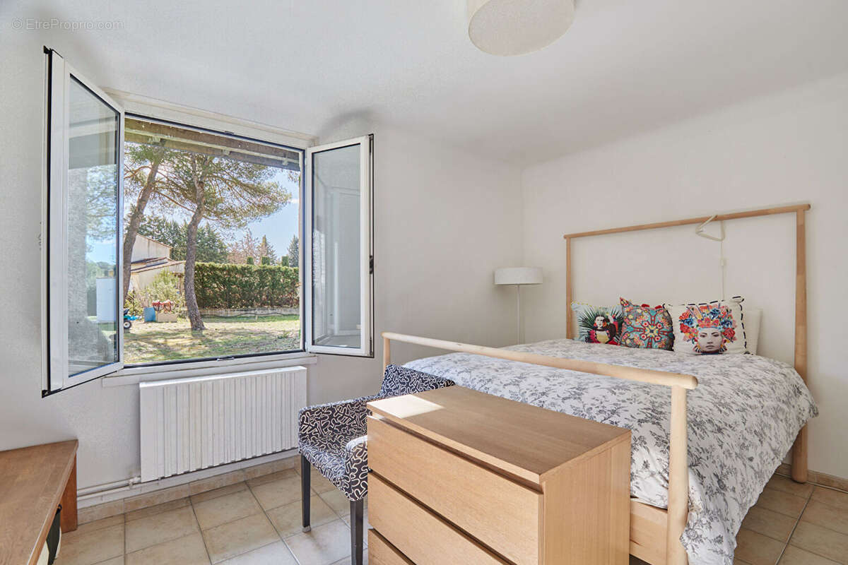 Maison à SAINT-CANNAT