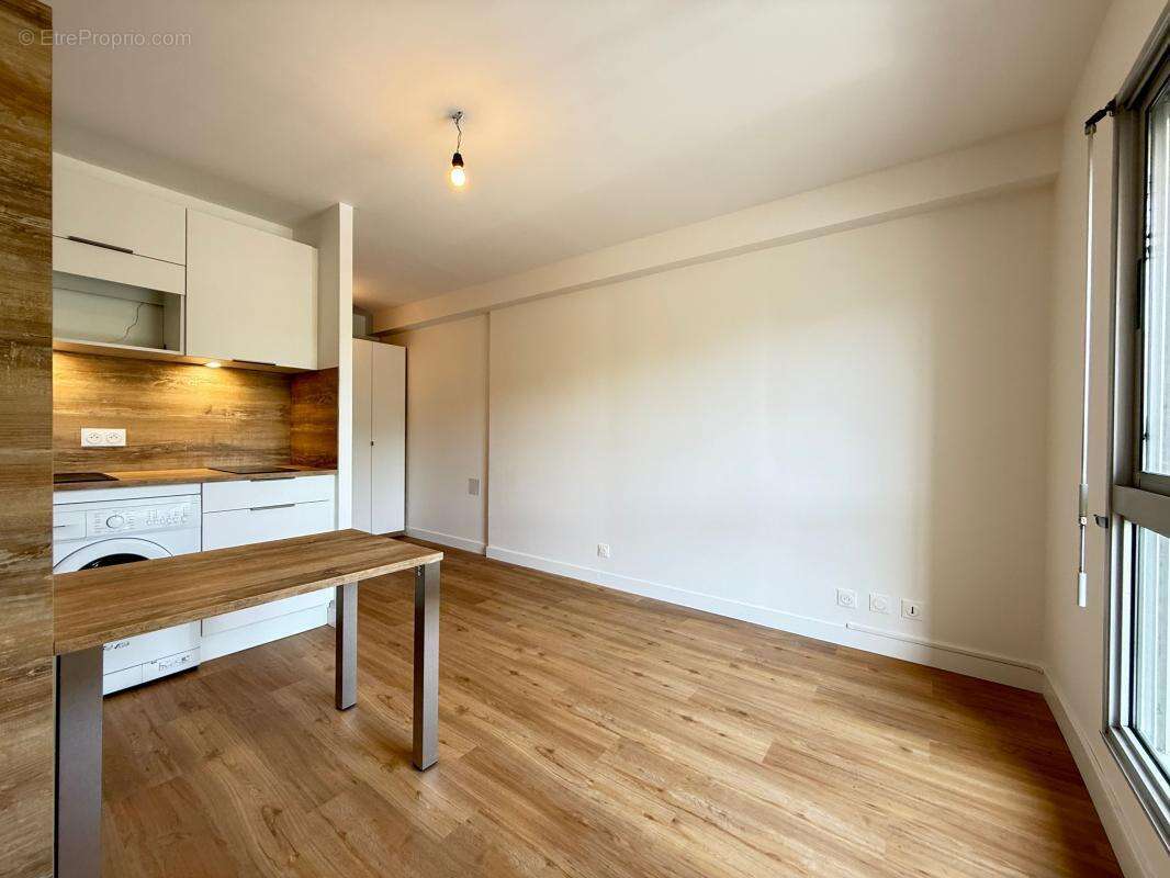 Appartement à VAUX-SUR-MER