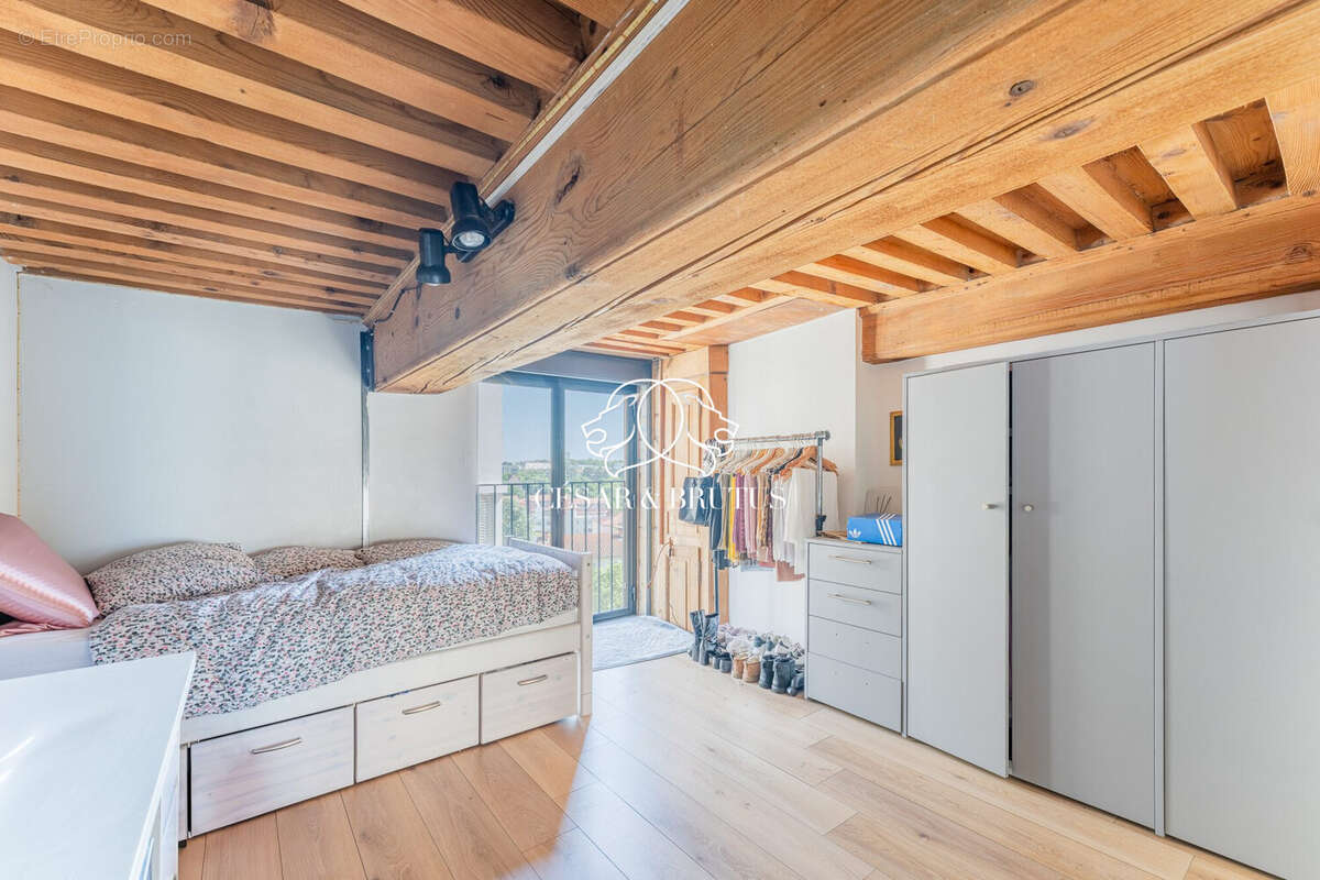 Appartement à LYON-4E