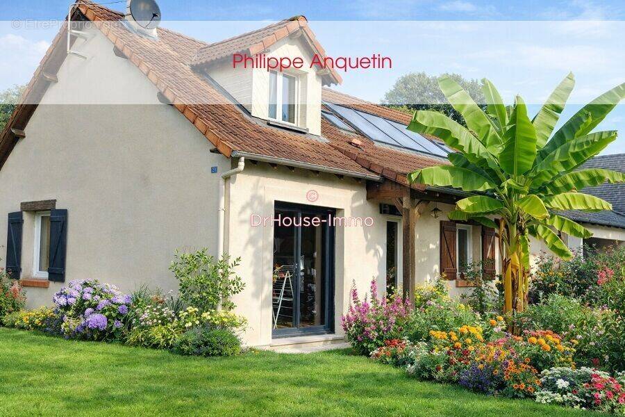 Maison à CLERES