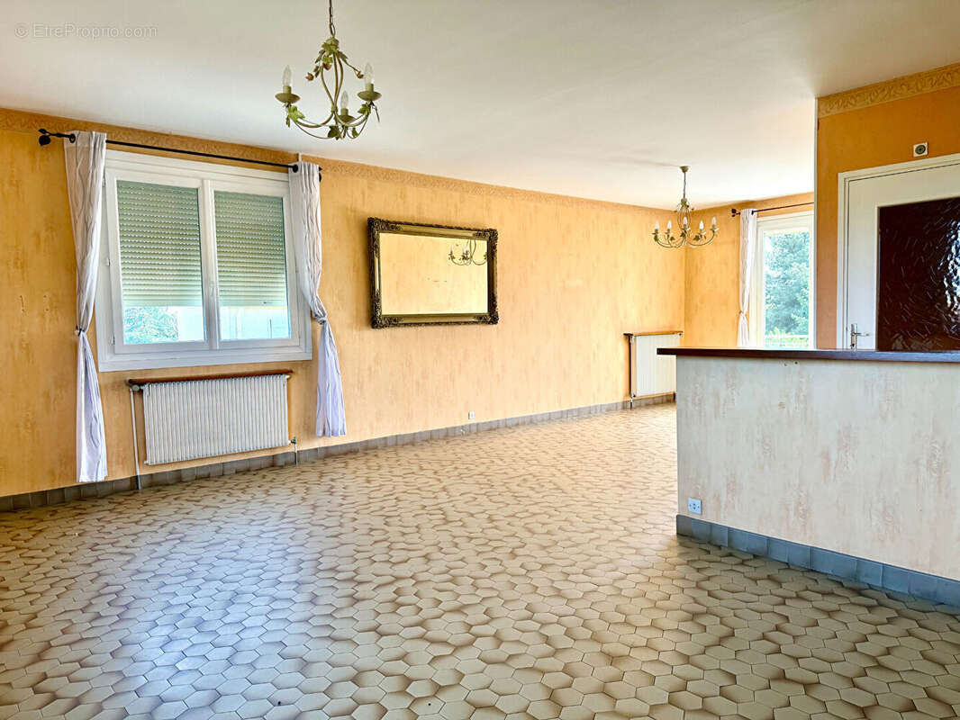 Saint Etienne La Varenne Maison familiale avec vue exceptionnelle ? Terrain 840 m² - photo 7