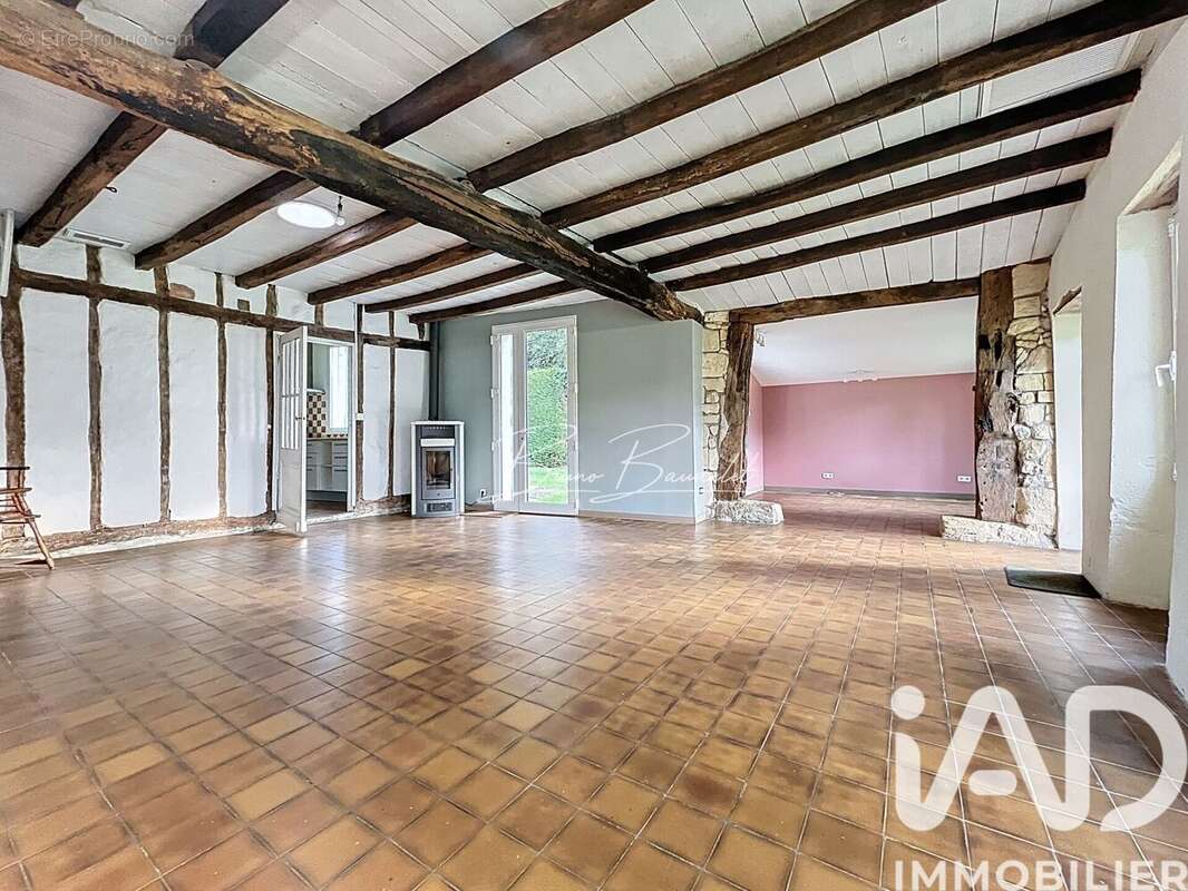 Maison 262 m² à Madirac  - photo 4