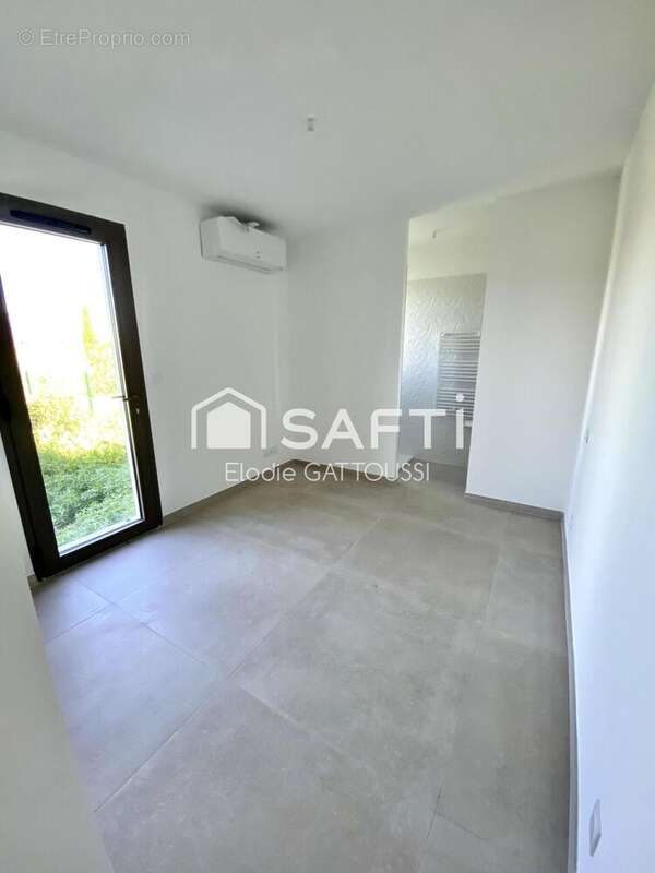 Photo 6 - Maison à VIC-LA-GARDIOLE