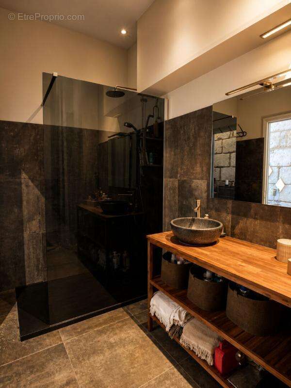Vente T3 79m2 BORDEAUX (33000) - photo 6