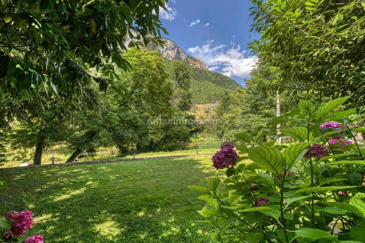 Maison à SAINT-JEAN-D'ARVEY